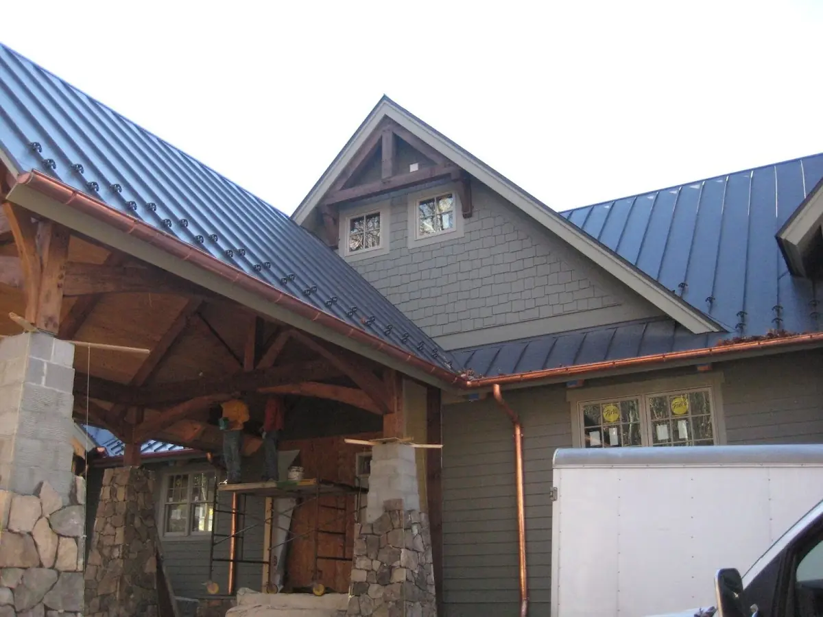 Craftsman Roofing team delivering quality roofing work in Matinecock